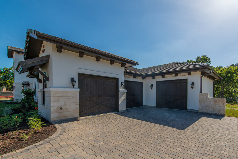 Lake+Austin+Bellagio,+Austin,+Texas+garages